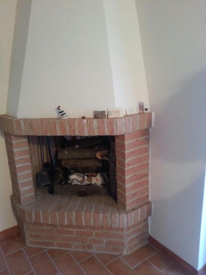 Il Poggio Da Leo Apartment Capanne Екстериор снимка