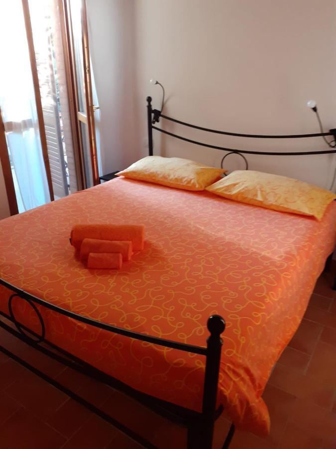 Il Poggio Da Leo Apartment Capanne Екстериор снимка